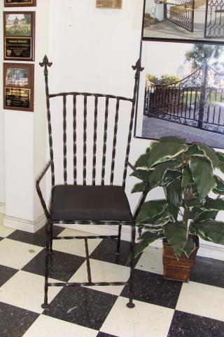 Wrought_Iron_Chair_002.JPG
